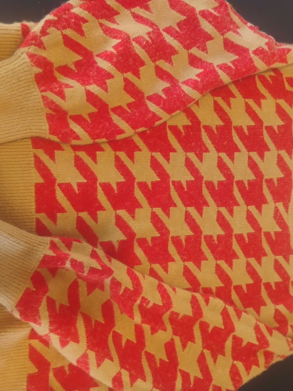 Ann Taylor Red and Tan Houndstooth Crewneck Sweater